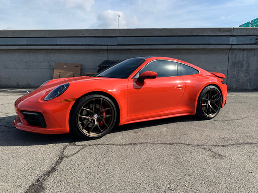 Porsche 992 on HRE R101 Lightweights