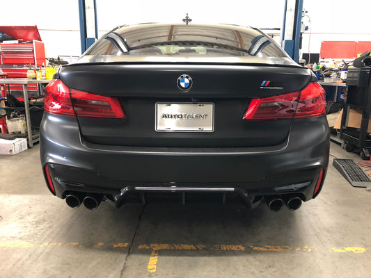 2019 BMW F90 M5 Competition - Akrapovic Evolution Exhaust Before / After Exhaust Rev Sound Clip