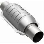 MagnaFlow Universal Converter 2000-2005 Chevrolet Astro / Blazer 458006, unmounted angle 1