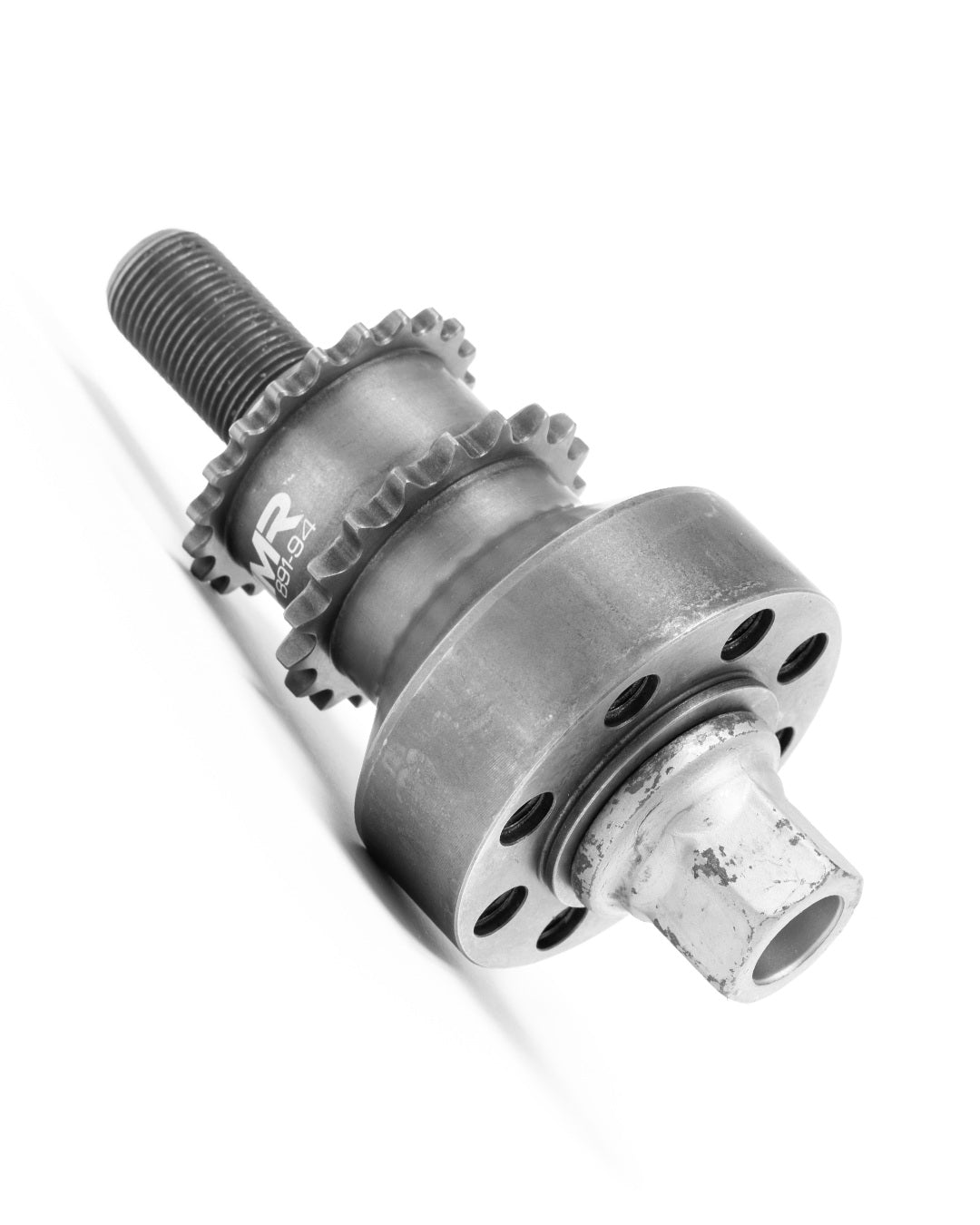 Four-pin crank hub with crank bolt