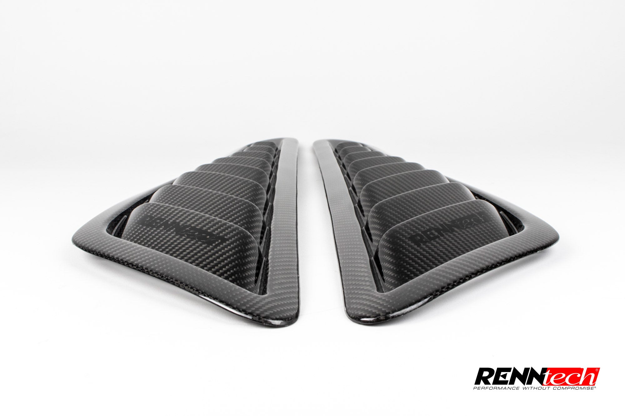 Fender extractor pair at an angle - Carbon Fiber Fender Extractors for the 2016-2021 AMG GT