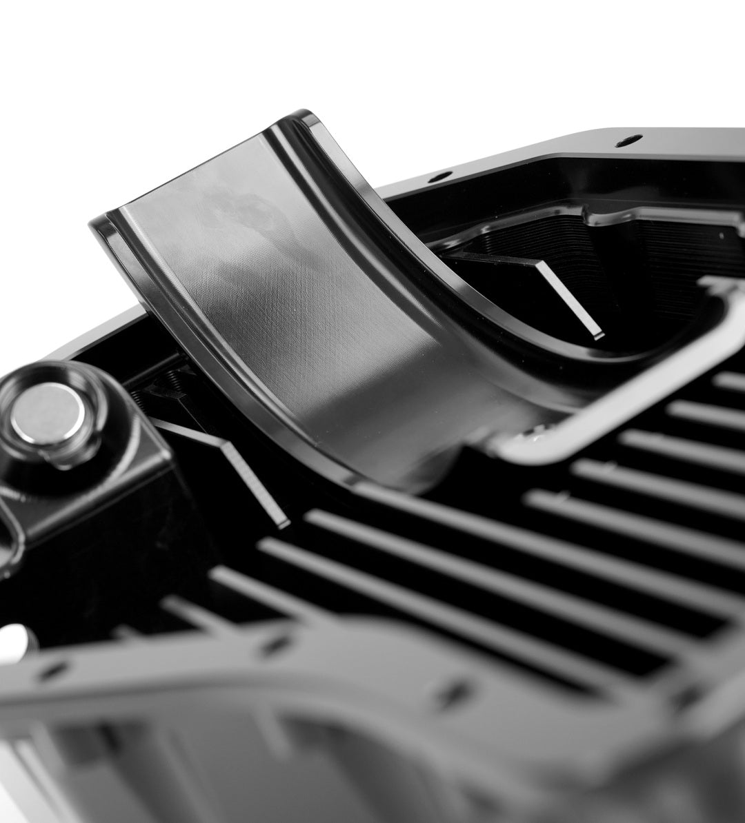 Differential sump windage tray and ribbed interior in close-up