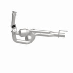 MagnaFlow 23178 hm grade direct-fit catalytic converter, side view of the turntable spin