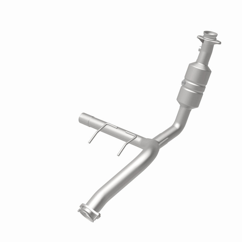 MagnaFlow 5551418 carb direct-fit catalytic converter, rear view of the turntable spin