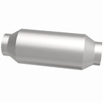 MagnaFlow 5582405 universal catalytic converter, side view of the turntable spin