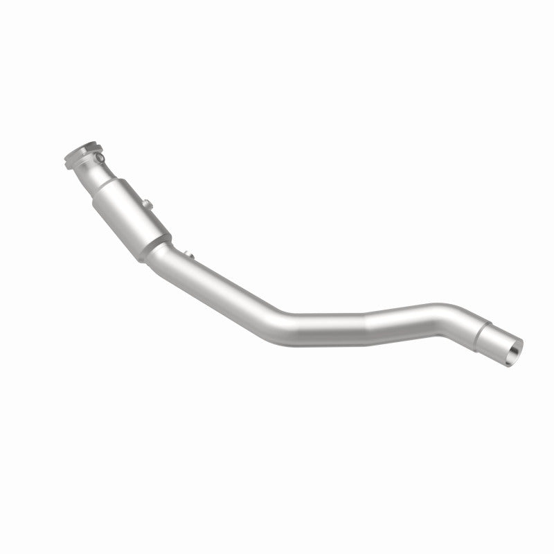 MagnaFlow 21-576 oem grade direct-fit catalytic converter, rear view of the turntable spin