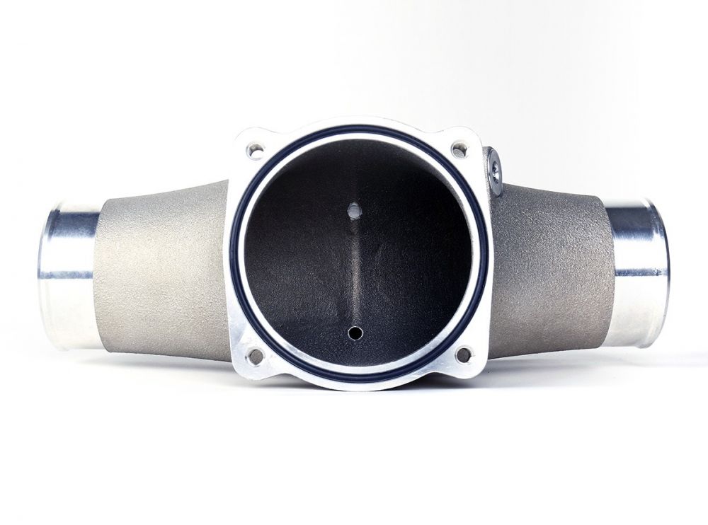 Second view of the IPD plenum in the Porsche 991.2 Carrera Stage 1+ package