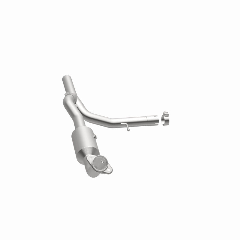 MagnaFlow 21-834 oem grade direct-fit catalytic converter, opposite side view of the turntable spin