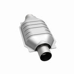 MagnaFlow 3322016 universal catalytic converter, opposite side view of the turntable spin