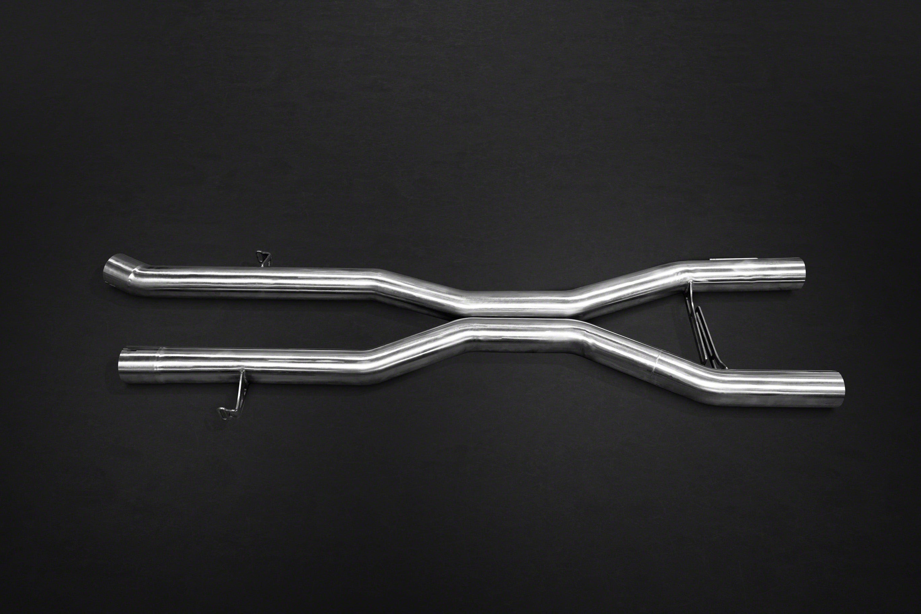 Capristo valved exhaust for the Mercedes-Benz GLE550/500 X-pipe section