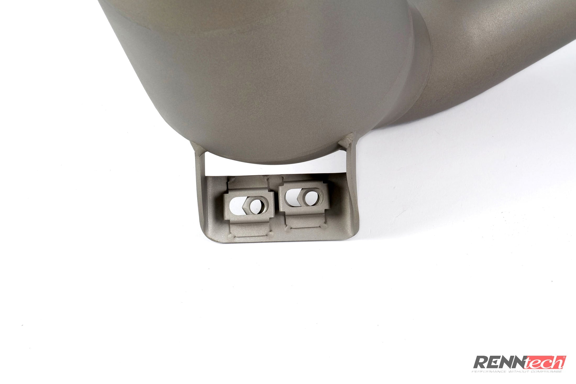 S 63 downpipe mounting tab close up - Downpipes for the 2018-2021 S 63 AMG Sedan