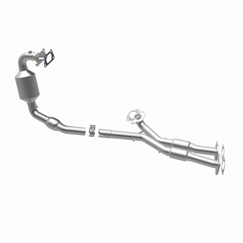 MagnaFlow 5582647 carb manifold converter, opposite rear three-quarter view of the turntable spin