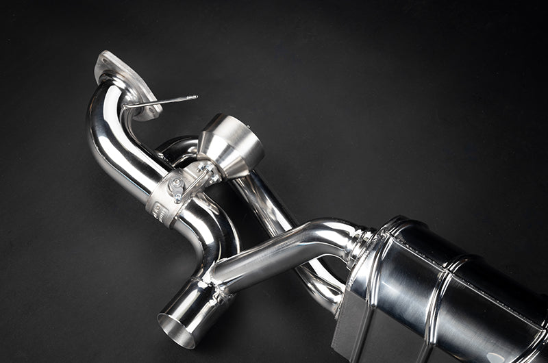 Close-up of Capristo GT4 RS muffler crossover and valve