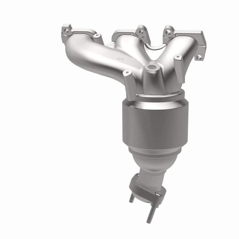 MagnaFlow 5531220 carb manifold converter, opposite rear three-quarter view of the turntable spin