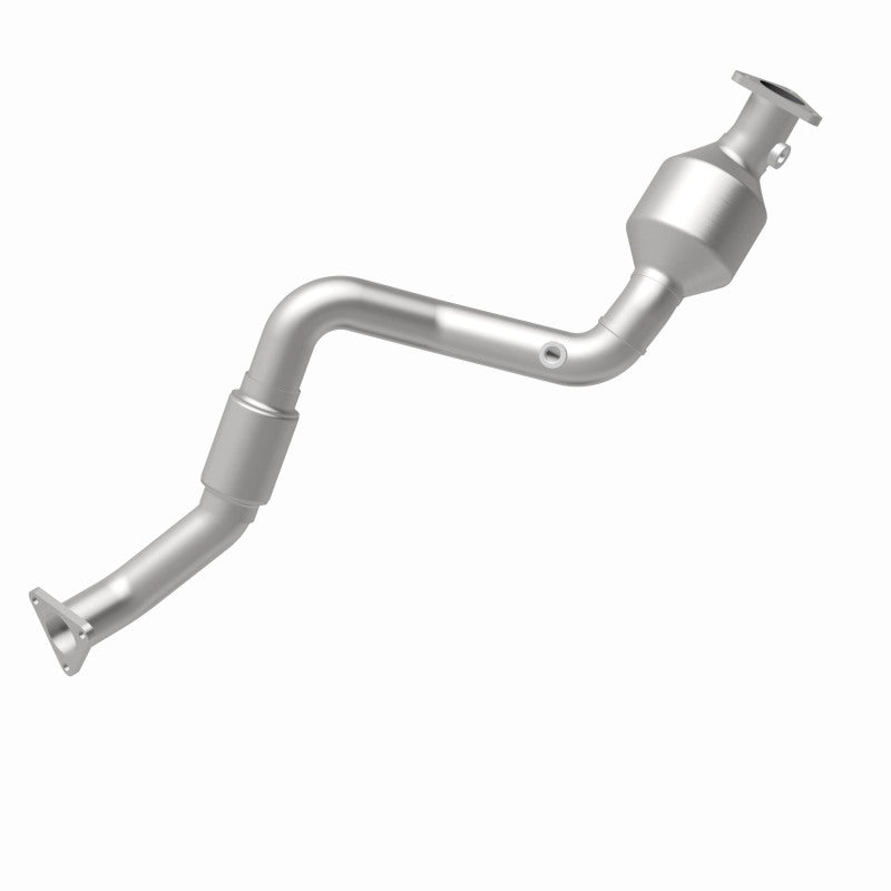 MagnaFlow 5481943 carb direct-fit catalytic converter, rear view of the turntable spin
