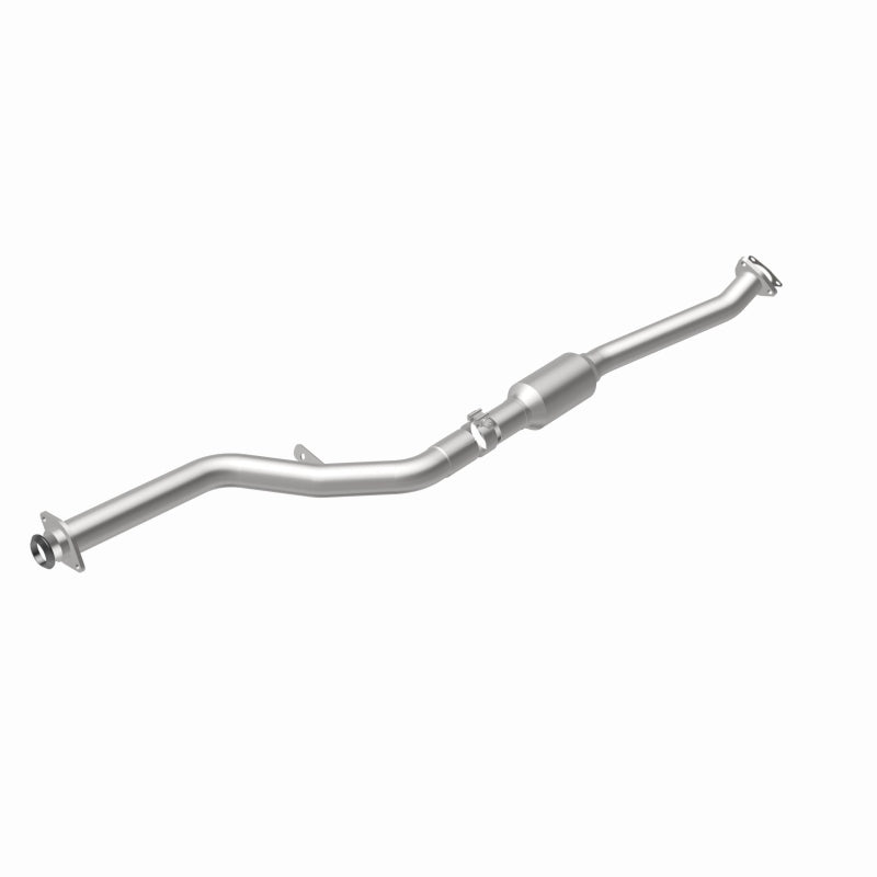 MagnaFlow 5571217 carb direct-fit catalytic converter, rear view of the turntable spin
