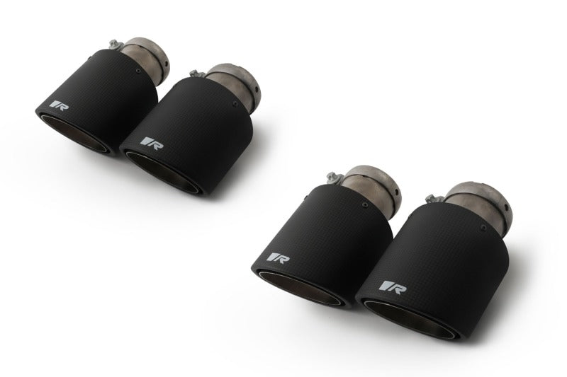 Two pairs of black carbon tail pipes, 102mm Carbon tip option for the Remus G30 M550i Axle-Back Exhaust xDrive