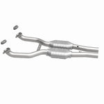 MagnaFlow 4481988 carb direct-fit catalytic converter, side view of the turntable spin