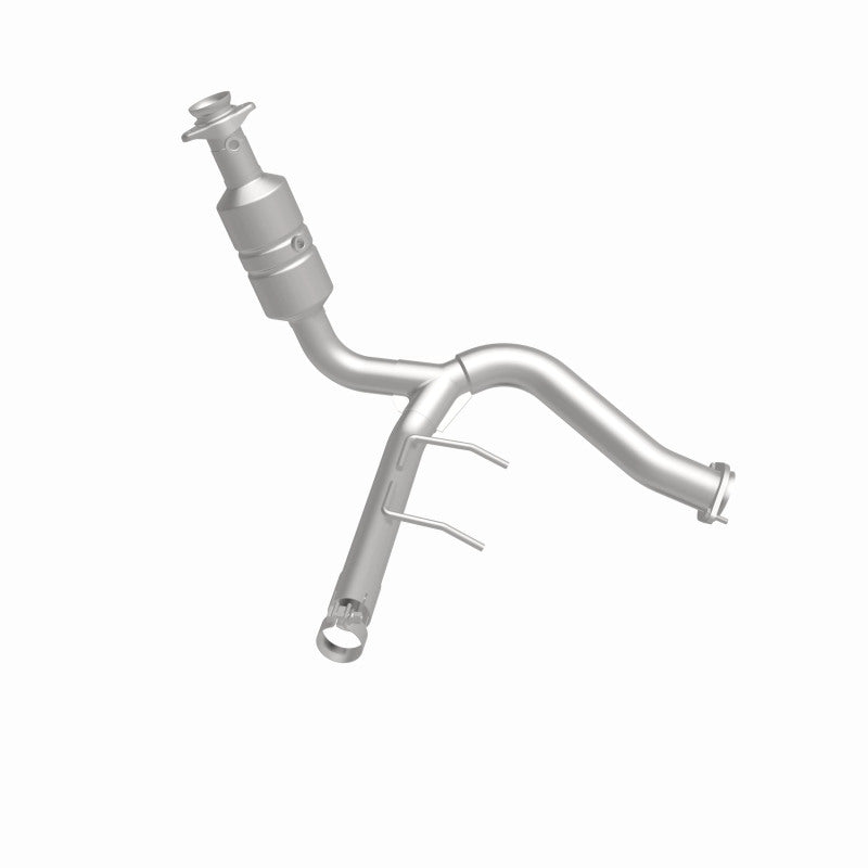 MagnaFlow 5551295 carb direct-fit catalytic converter, side view of the turntable spin