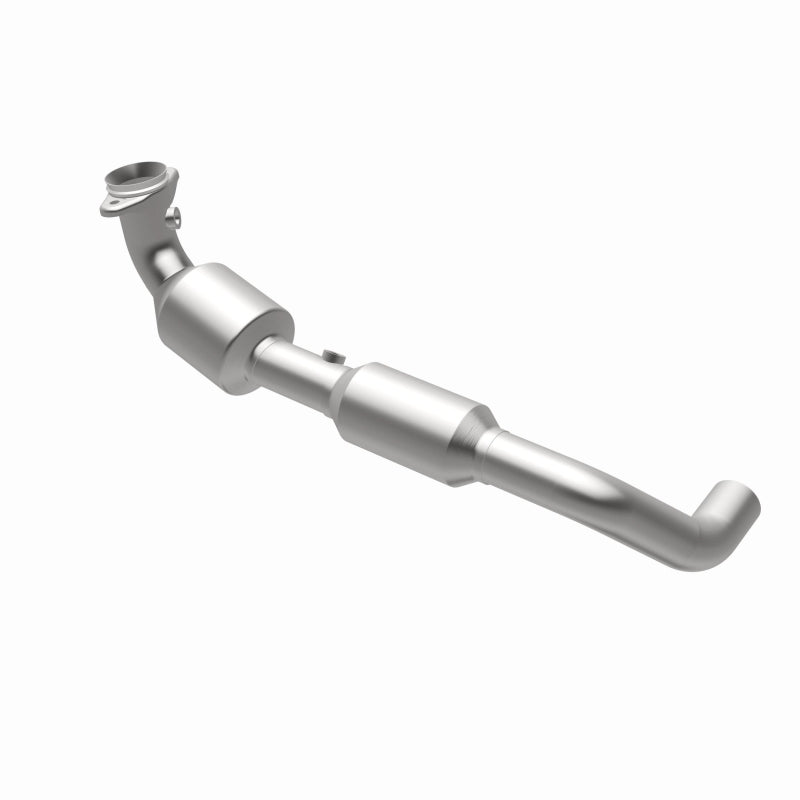 MagnaFlow 5582705 carb direct-fit catalytic converter, rear view of the turntable spin