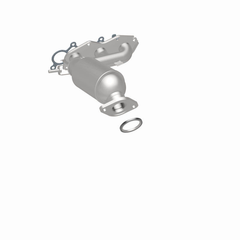 MagnaFlow 5582556 carb manifold converter, rear three-quarter view of the turntable spin