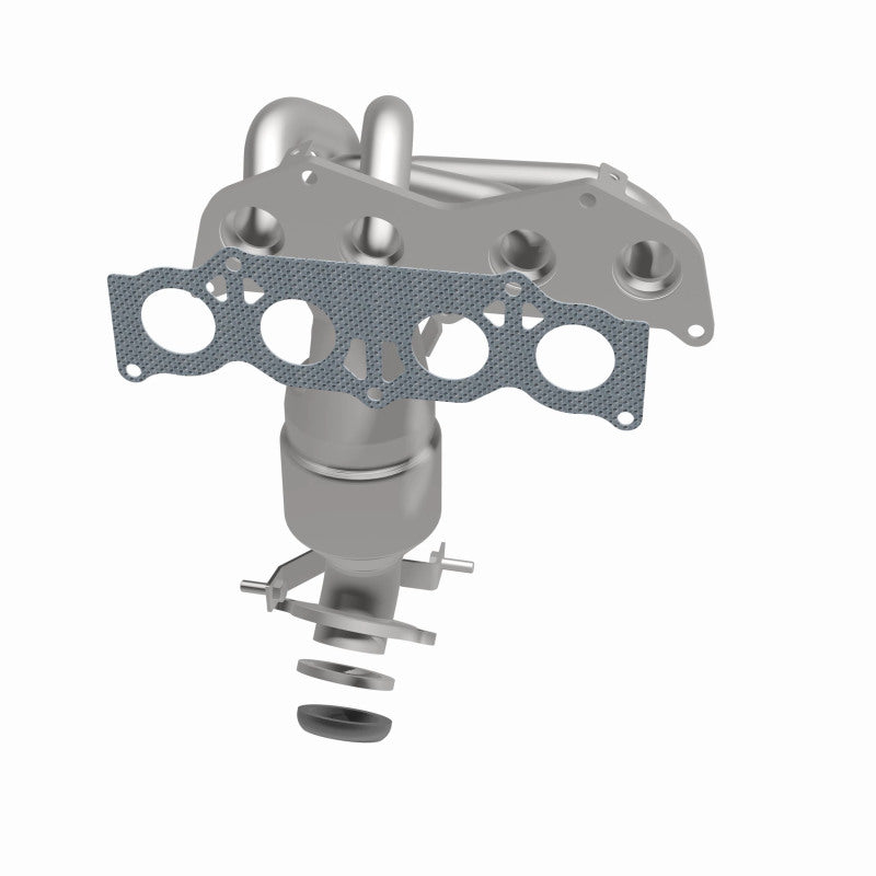 MagnaFlow 5582267 carb manifold converter, side view of the turntable spin