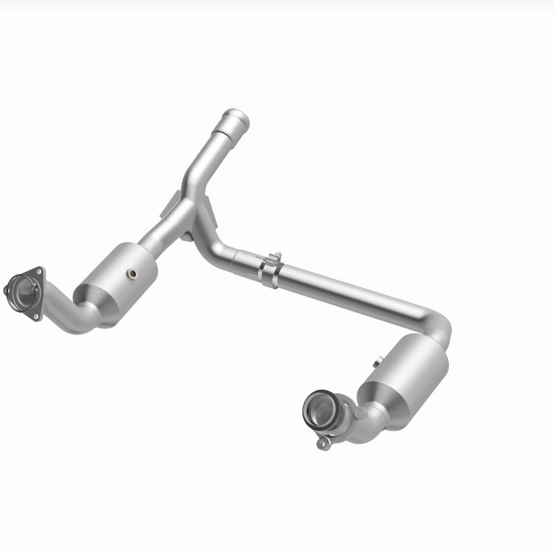 MagnaFlow 280656 oem grade direct-fit catalytic converter, opposite front three-quarter view of the turntable spin