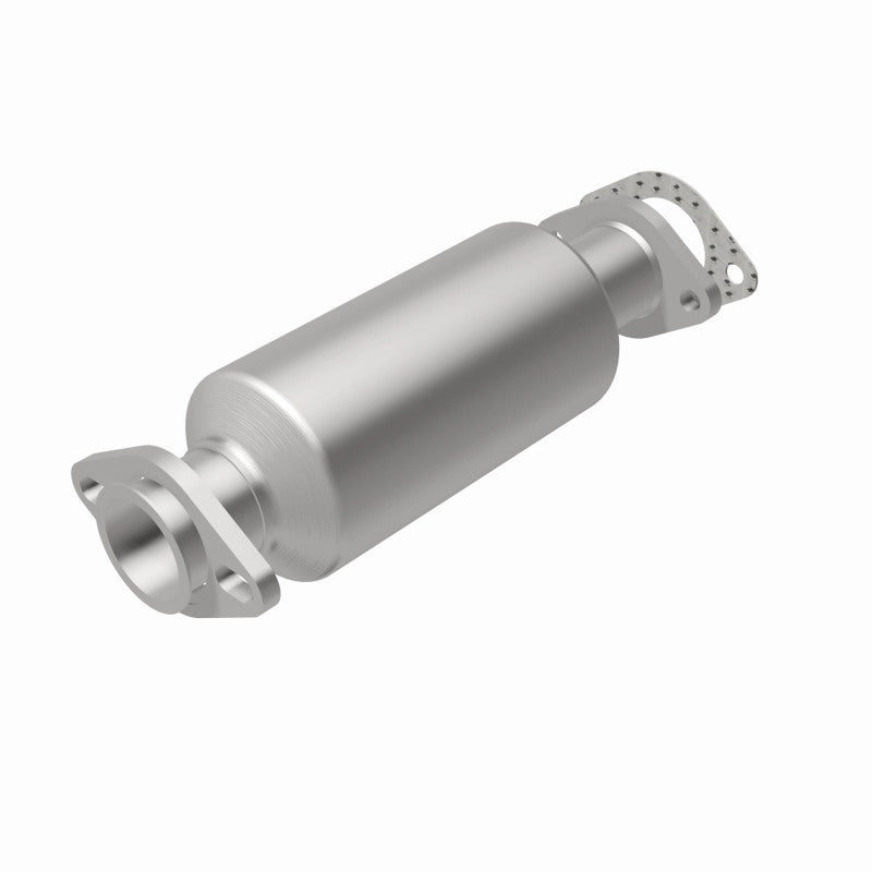 MagnaFlow 3391757 carb direct-fit catalytic converter, rear view of the turntable spin