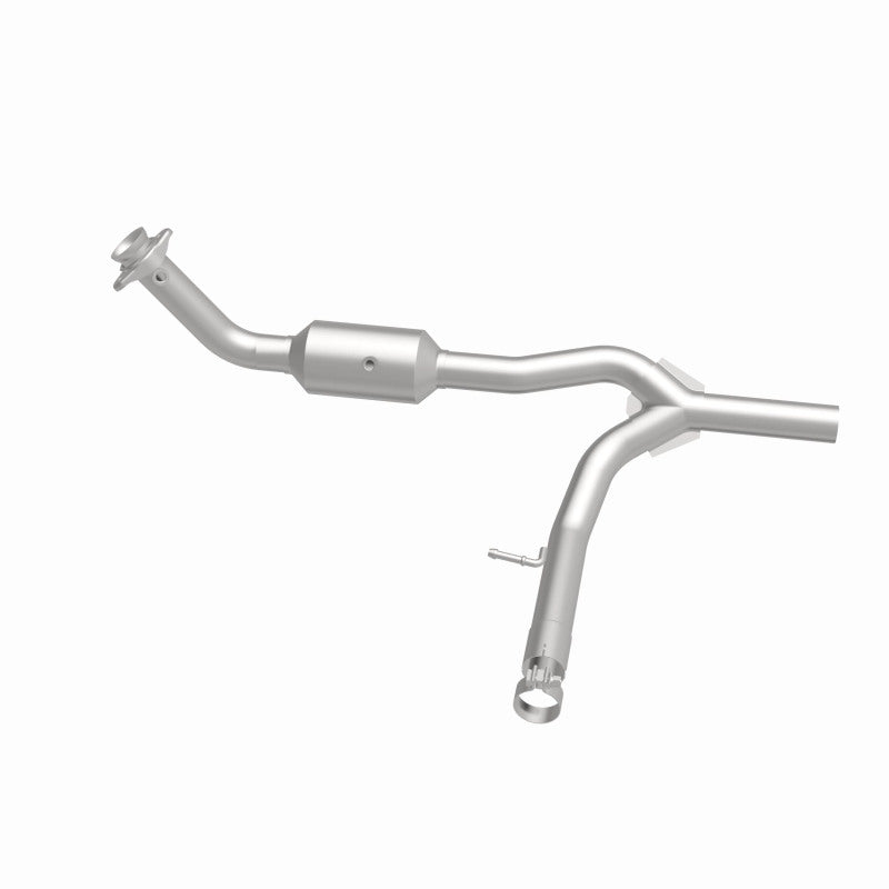 MagnaFlow 21-834 oem grade direct-fit catalytic converter, side view of the turntable spin