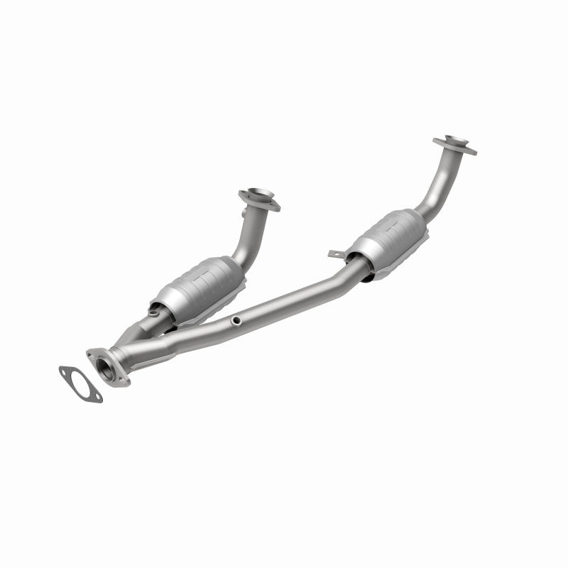 MagnaFlow 4451353 carb direct-fit catalytic converter, rear view of the turntable spin