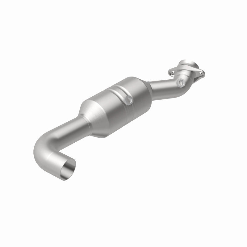 MagnaFlow 5551296 carb direct-fit catalytic converter, rear view of the turntable spin