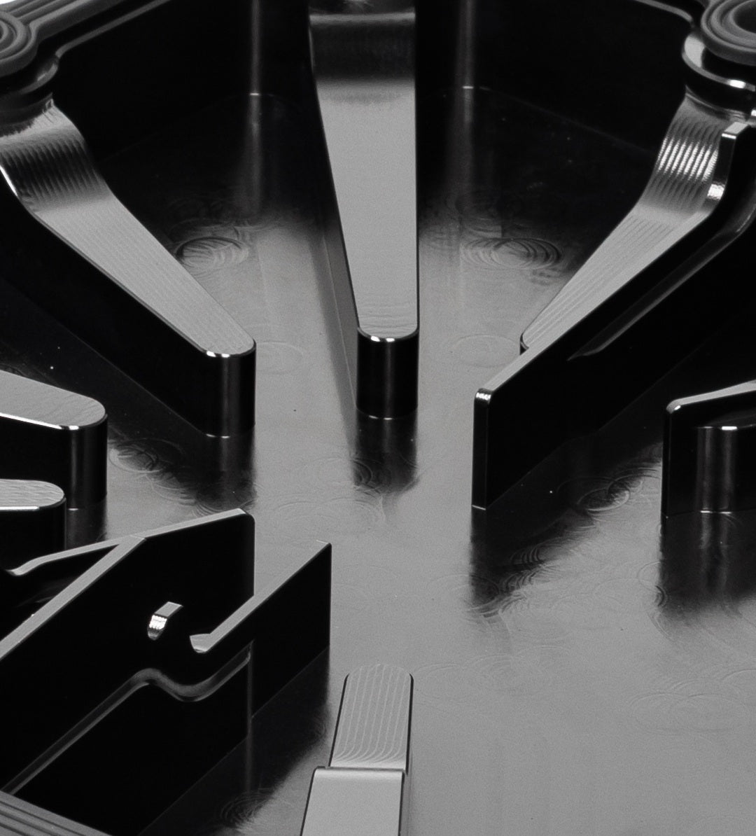 Close-up of internal DCT pan baffles