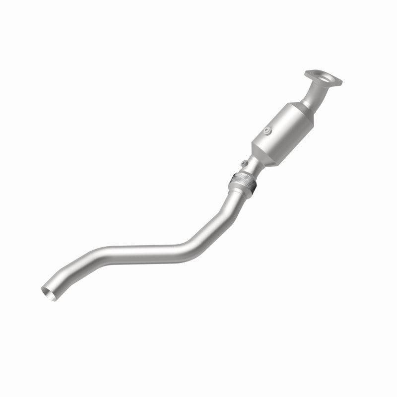 MagnaFlow 5561244 carb direct-fit catalytic converter, rear view of the turntable spin
