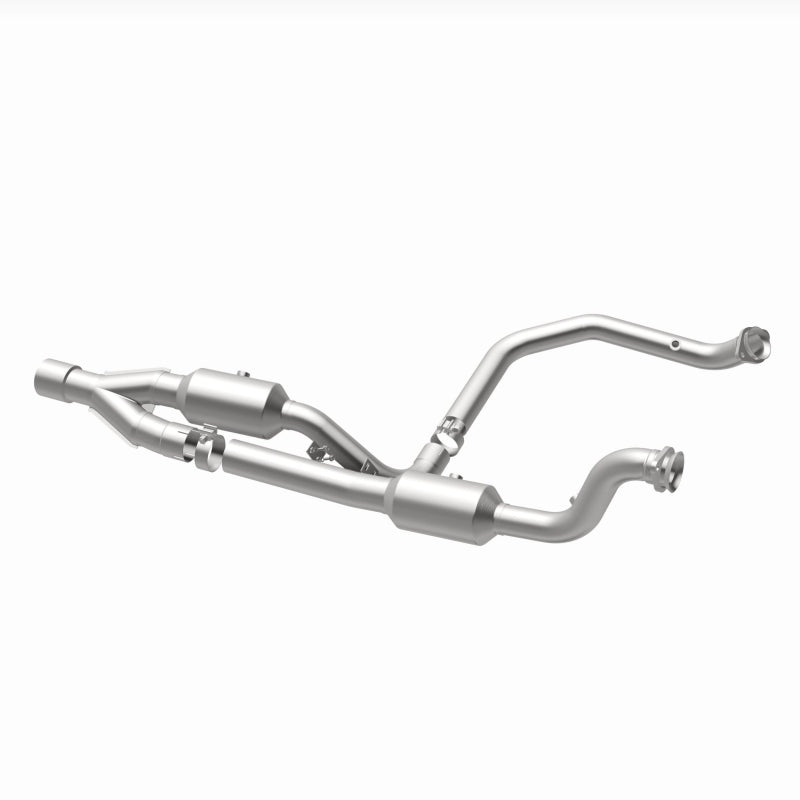 MagnaFlow 21-513 oem grade direct-fit catalytic converter, opposite rear three-quarter view of the turntable spin