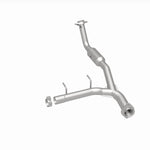 MagnaFlow 4651411 carb direct-fit catalytic converter, rear three-quarter view of the turntable spin