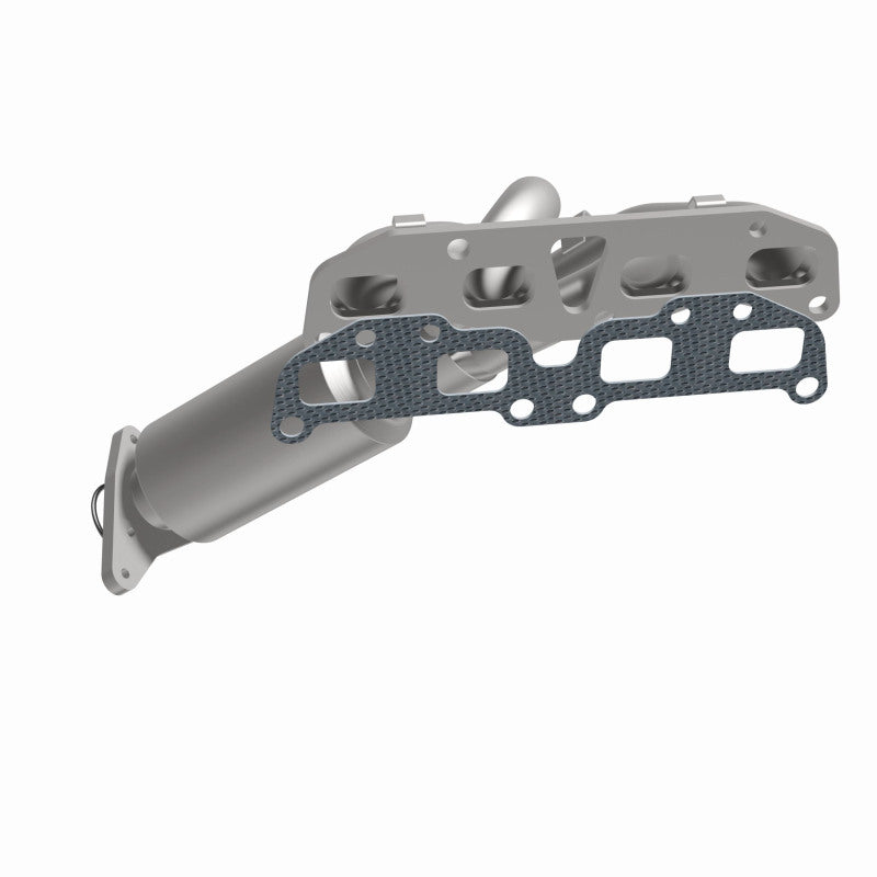 MagnaFlow 5582596 carb manifold converter, front three-quarter view of the turntable spin