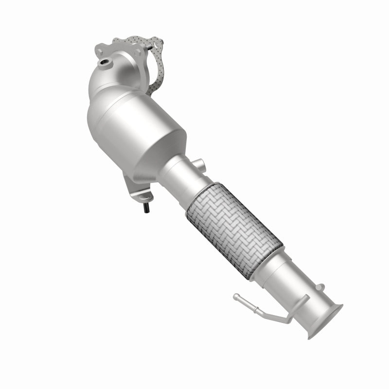 MagnaFlow 280255 oem grade direct-fit catalytic converter, rear view of the turntable spin