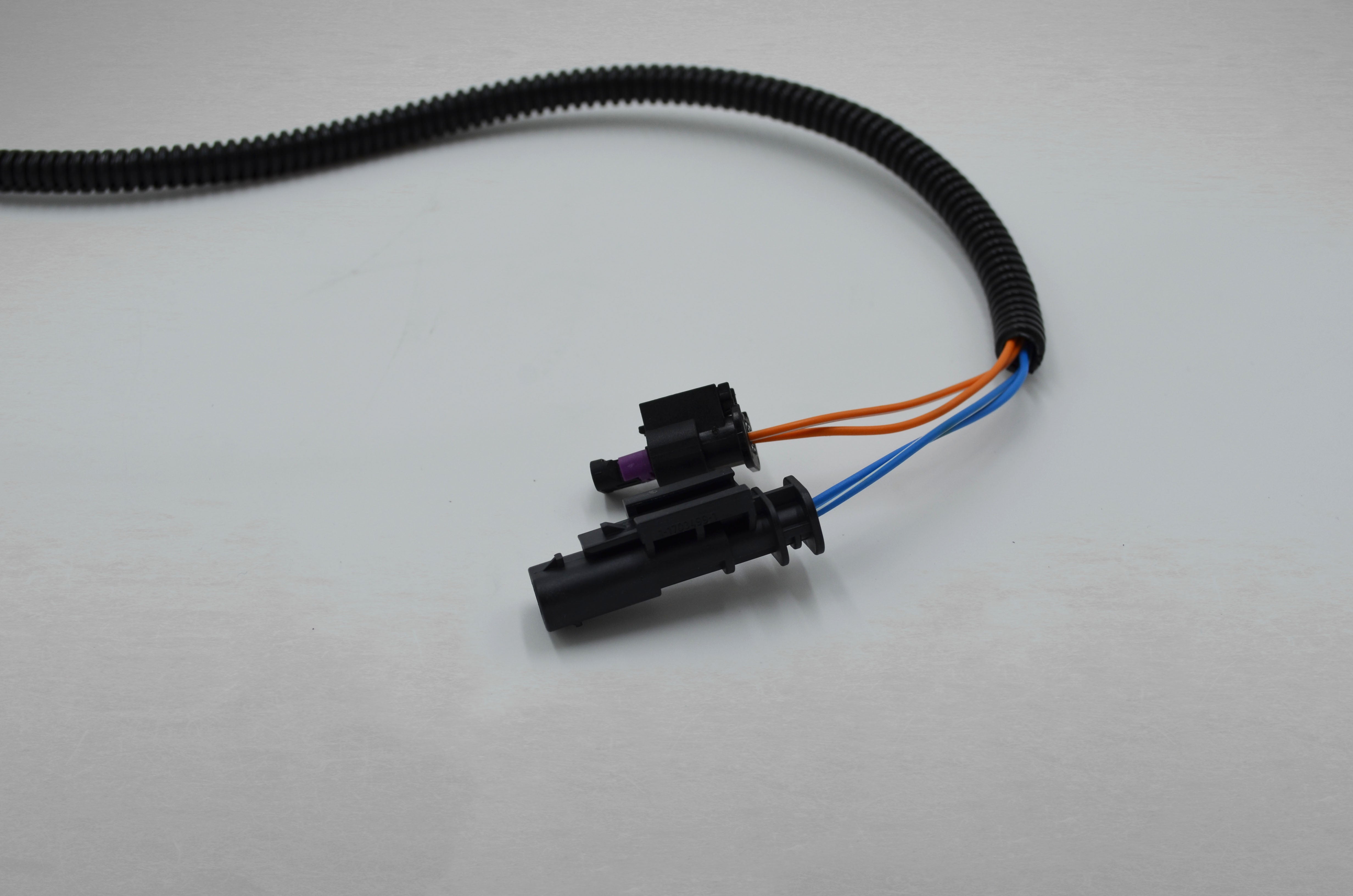 Plug-in wiring harness from Capristo Porsche 991.2 GT2 RS valve remote kit