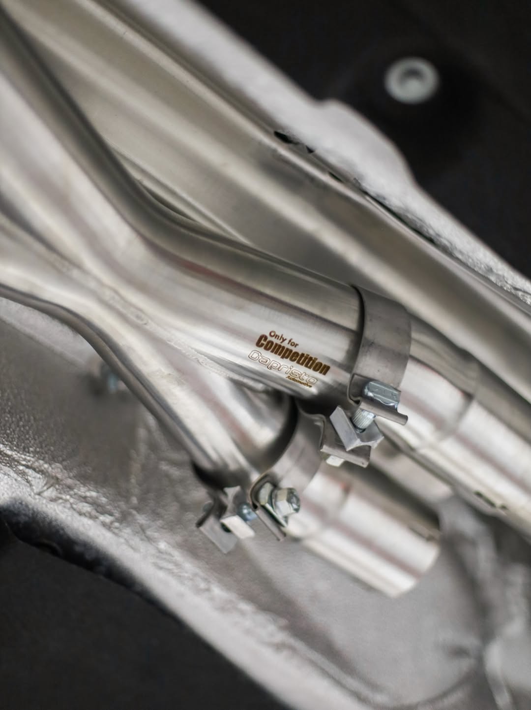 Capristo X-pipe installed under a Ferrari F12/812
