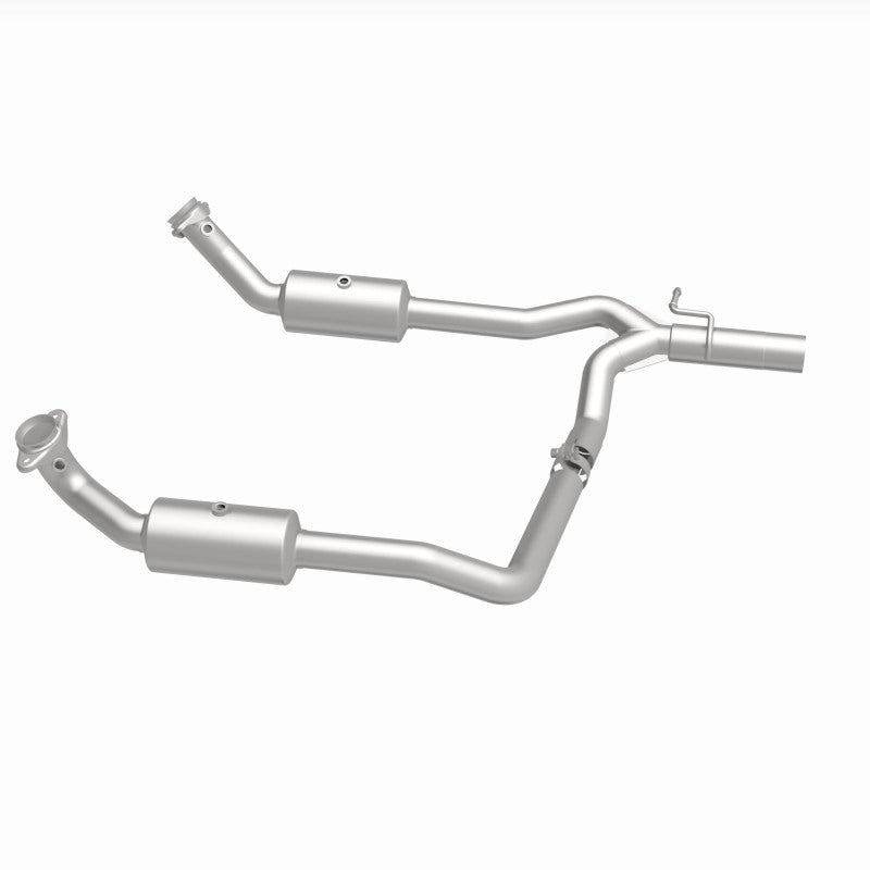 MagnaFlow 21-599 oem grade direct-fit catalytic converter, side view of the turntable spin
