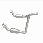 MagnaFlow 280656 oem grade direct-fit catalytic converter, side view of the turntable spin