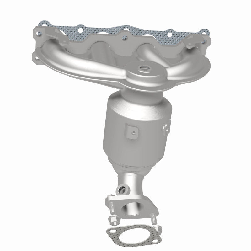 MagnaFlow 5582998 carb manifold converter, rear three-quarter view of the turntable spin