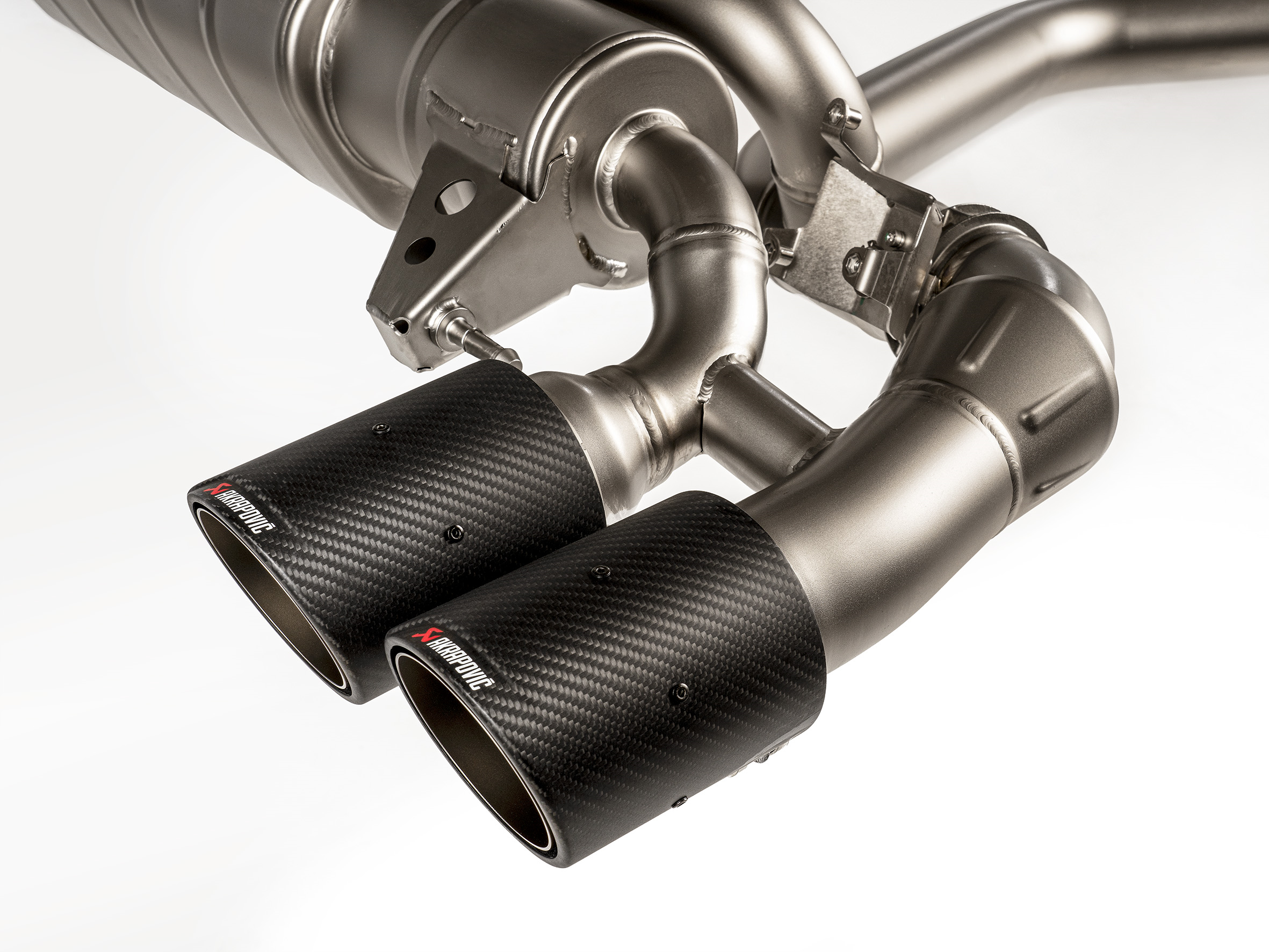 Akrapovic BMW M240i (G42) Slip-On Line Exhaust (Titanium)(will need BMW#18 30 8 686 640) S-BM/T/32H for BMW M240i G42 2022-2027, detail view