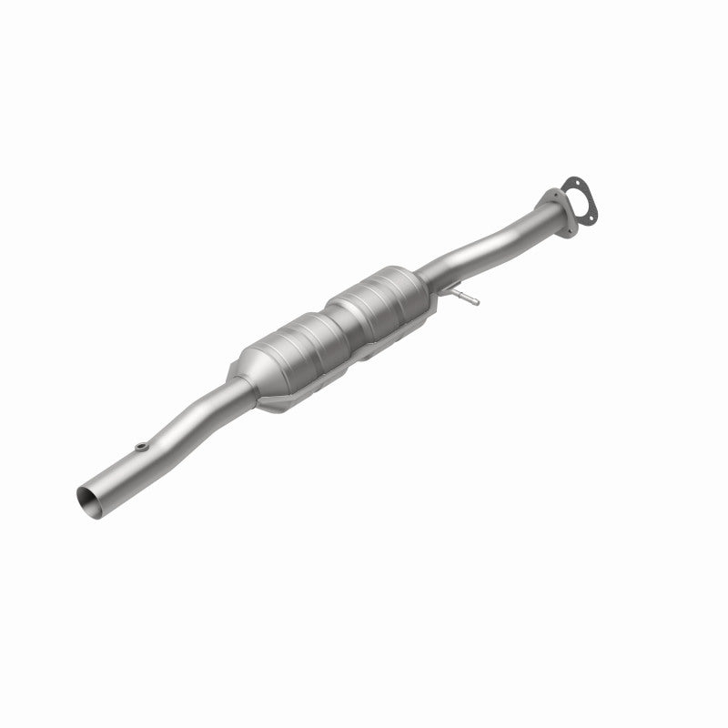 MagnaFlow 55324 hm grade direct-fit catalytic converter, rear view of the turntable spin