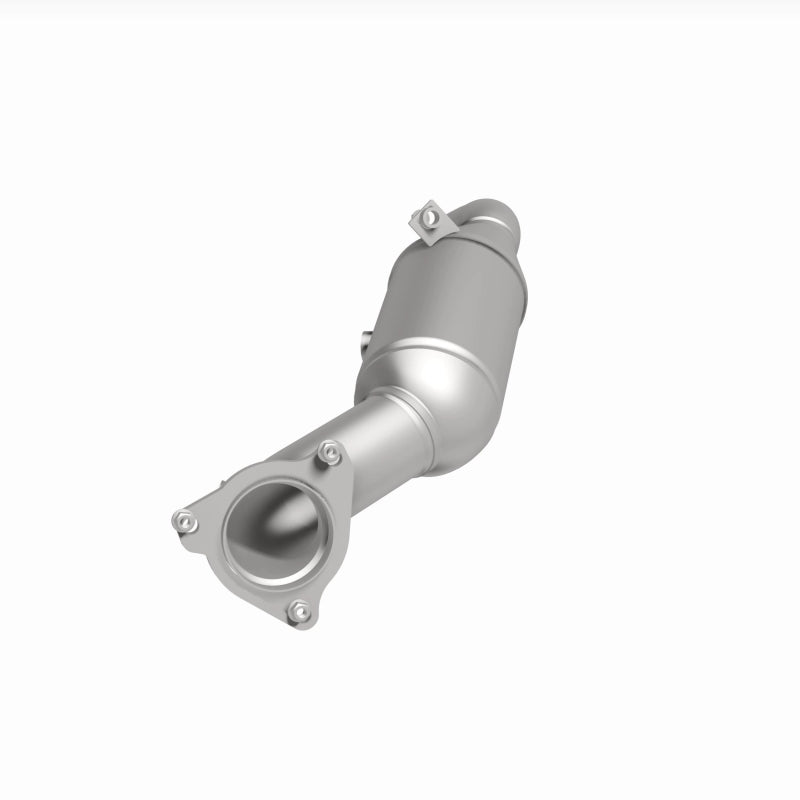 MagnaFlow 280230 oem grade direct-fit catalytic converter, side view of the turntable spin