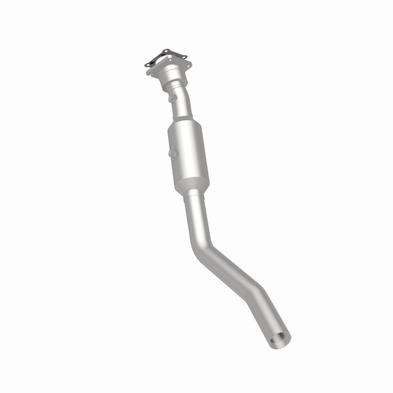 MagnaFlow 5551192 carb direct-fit catalytic converter, rear three-quarter view of the turntable spin