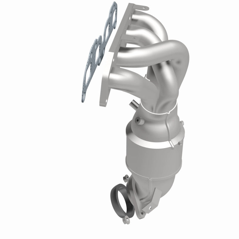 MagnaFlow 5531293 carb manifold converter, side view of the turntable spin