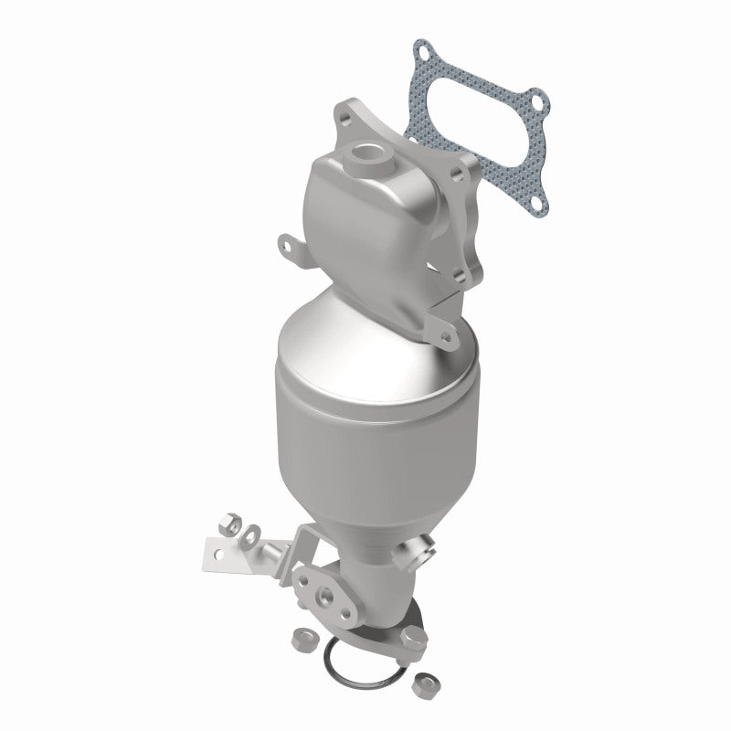 MagnaFlow 5531893 carb manifold converter, rear view of the turntable spin
