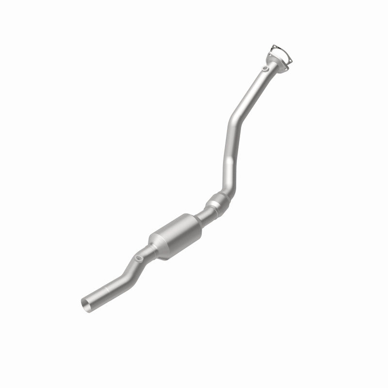 MagnaFlow 5461003 carb direct-fit catalytic converter, rear view of the turntable spin