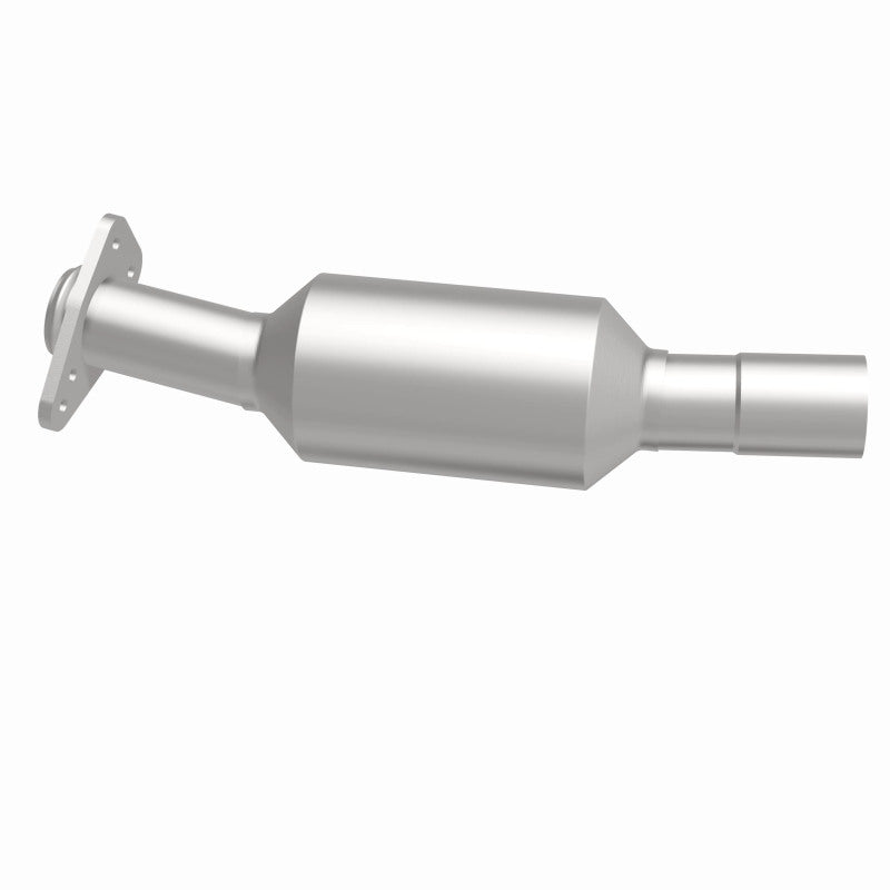 MagnaFlow 3322431 carb direct-fit catalytic converter, side view of the turntable spin